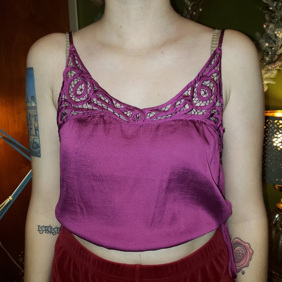 NWT Silk Purple Crochet Lace Boho Cropped Tank Top - Picture 2 of 5